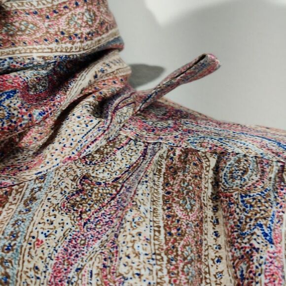 📏La Chine Classic by Glinda Wang Button-up with Built-in Scarf - Picture 4 of 7